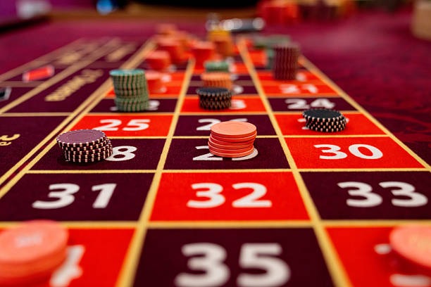 tungku4d Game Demo interface showing football markets and live-dealer tables
